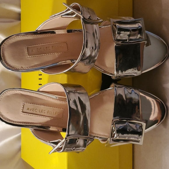Avec Les Filles Metallic Silver Double  Buckle Mules Heels - Picture 10 of 11